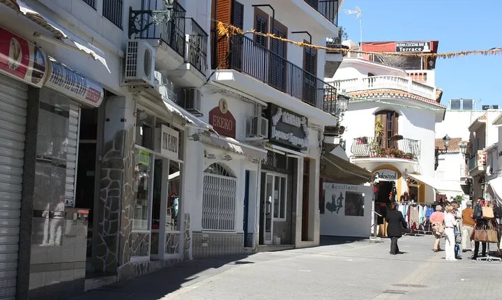 Private Nerja and Caves Day Trip from Malaga