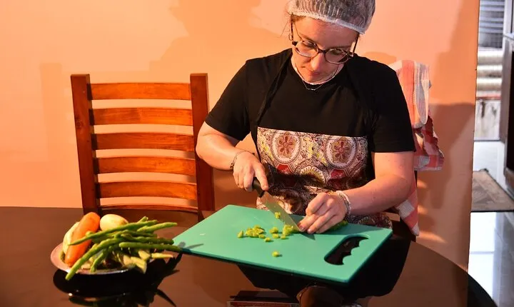 4 Hours Kerala Village Cooking Class in Munnar