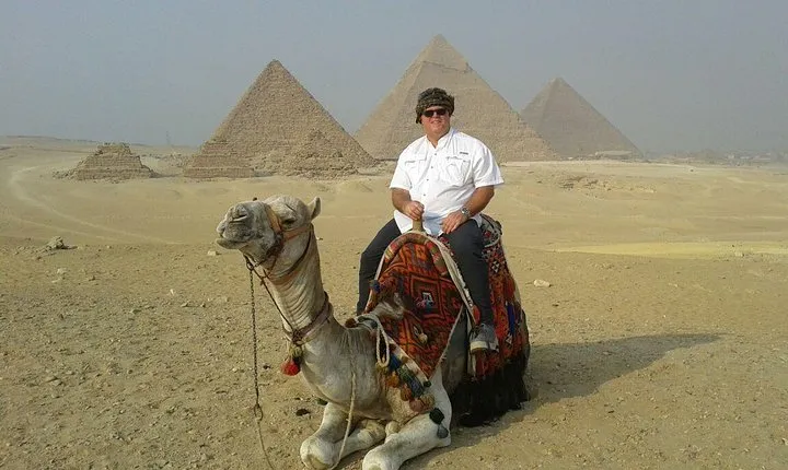 Half-Day Private Tour to Giza Pyramids and Sphinx From Cairo