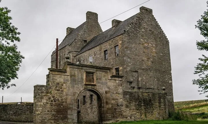 Castles and Outlander Day Tour From Glasgow