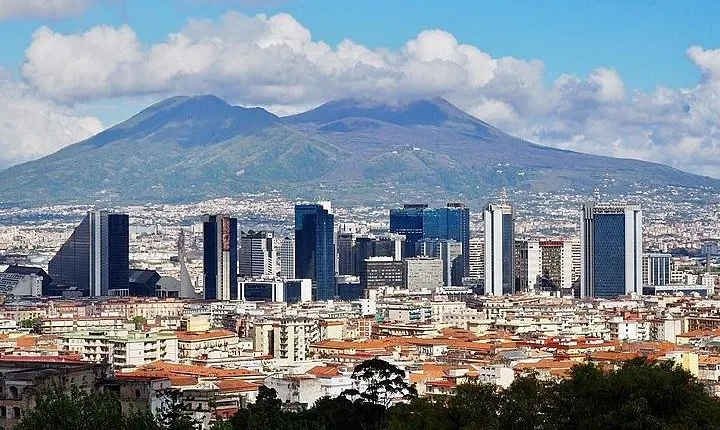 Private Transfer from Rome to Naples/ Sorrento or Vice Versa