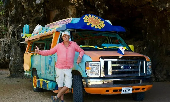 Luc's Private Group Bonaire Open Bus Tour