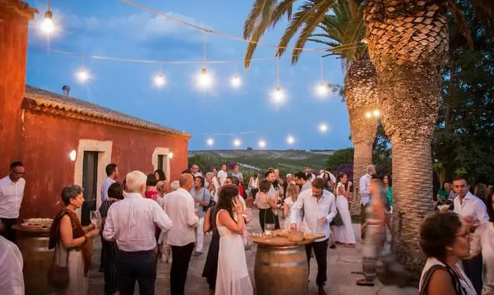 Tour of Sicily to visit Taormina, Etna,Syracuse,Noto,Ragusa with private driver.