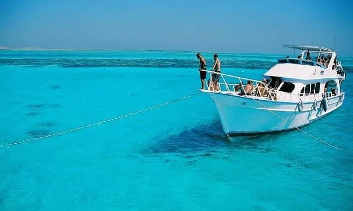 Cheap trip – Hurghada: Giftun Island Snorkeling Trip with Lunch