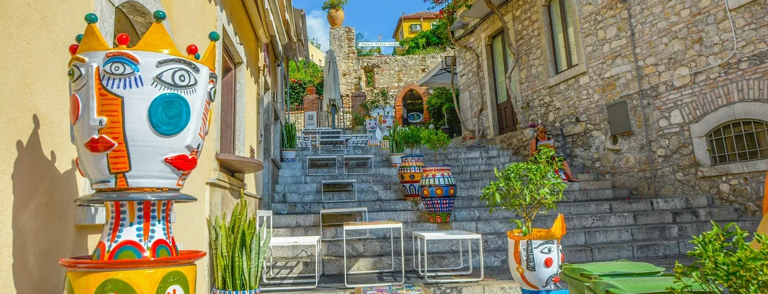 Messina-Taormina low cost return transfer