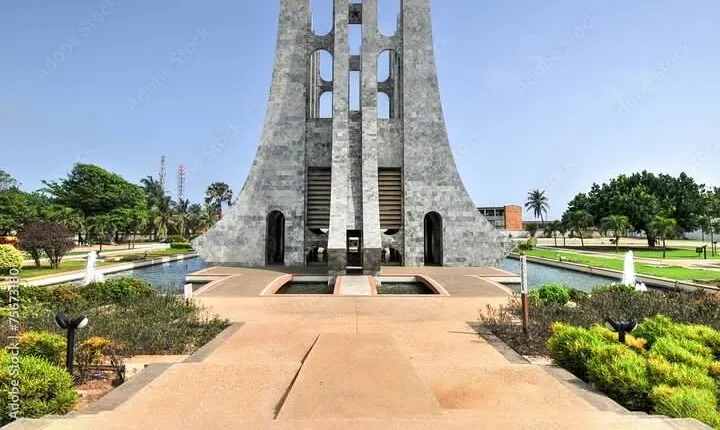 Accra Explored: A Full-Day Private City Tour for Culture Seekers