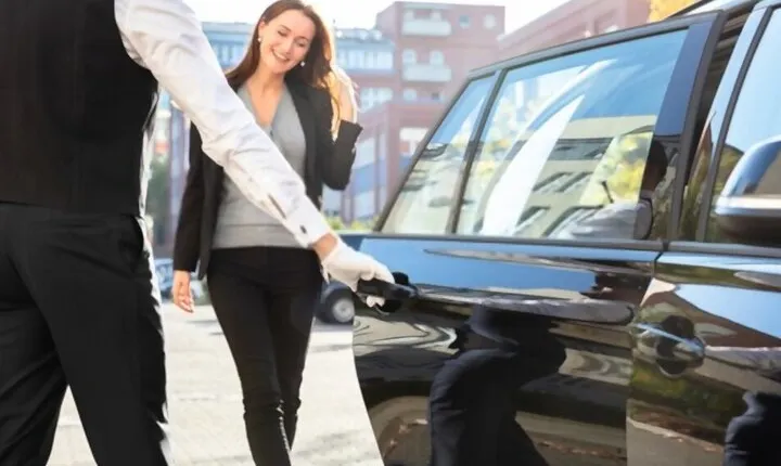 Private One-Way Transfer: Delhi, Agra & Jaipur