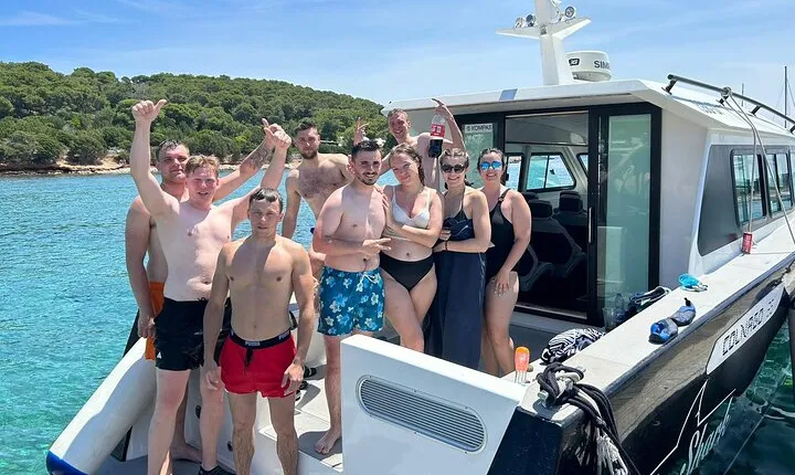 Blue cave and Hvar - 5 Islands speedboat tour from Split