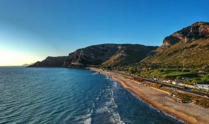 Ulysses Coast Boat Tours