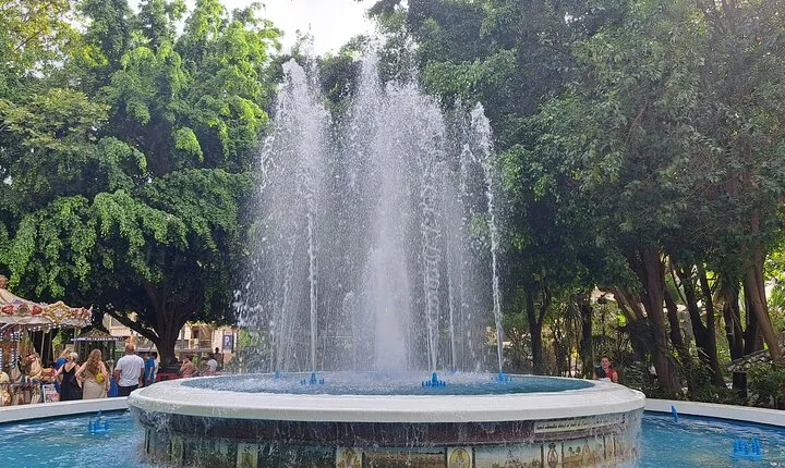 Málaga and Marbella 10 Hour Tour from Malaga with Free Photoshoot