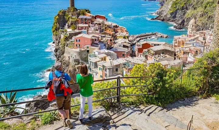 Cinque Terre Hiking Small Group Tour from La Spezia Train Station