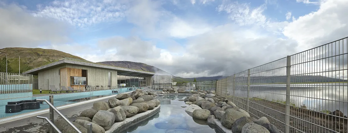 The Golden Circle tour and Fontana Wellness entry