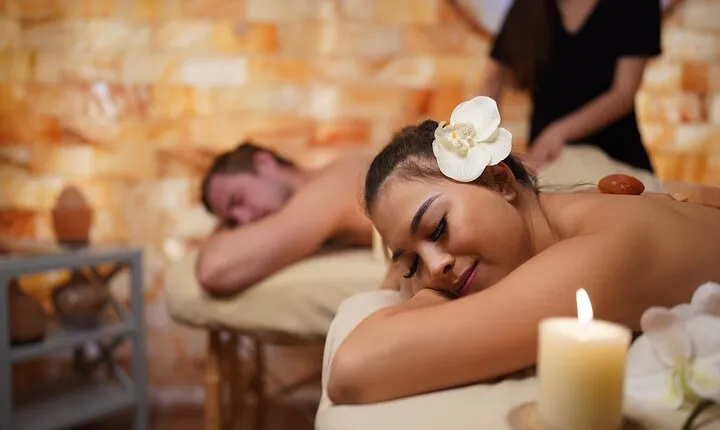 Couples Hot Stone Massage and Halotherapy in Las Vegas