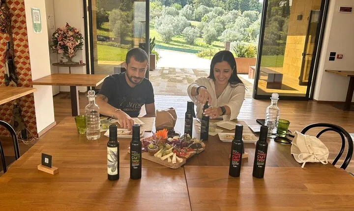 Olio Evo Gold Experience at Frantoio Buonamici in Fiesole