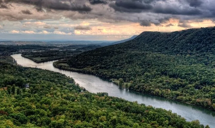 Private Helicopter Tour- Tennessee River Run
