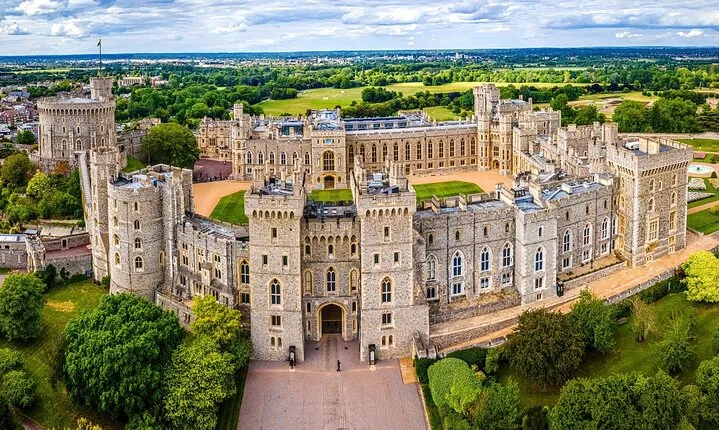 Windsor Stonehenge and Bath Private Tour