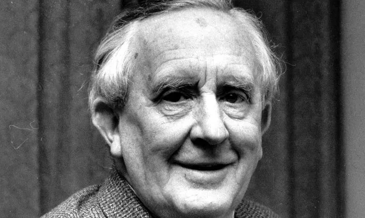 J.R.R. Tolkien's Oxford and Stonehenge Private Tour