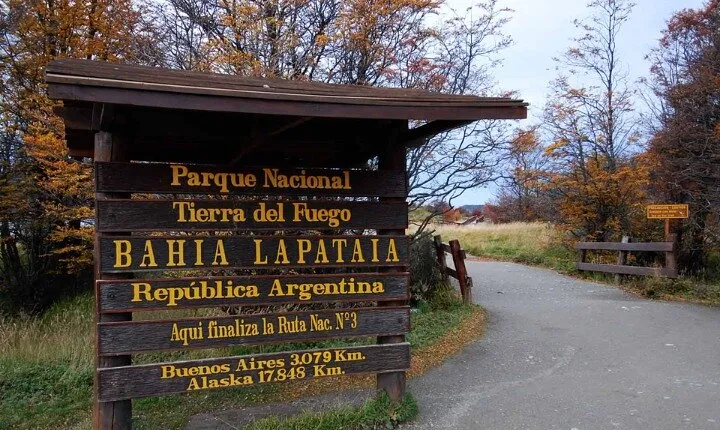 National Park Tierra del Fuego with Hike
