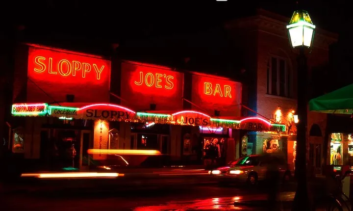 Key West Smartphone guided Ghost Walking Tour App/GPS/EMF Reader
