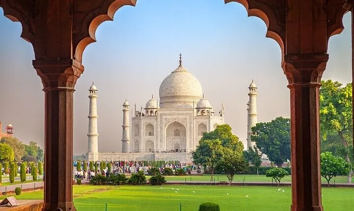 Private 4 Day Tour at Golden Triangle in Delhi Agra & Jaipur