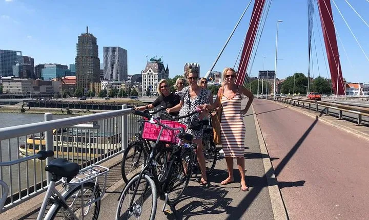 Highlights Rotterdam PRIVE bicycle tour