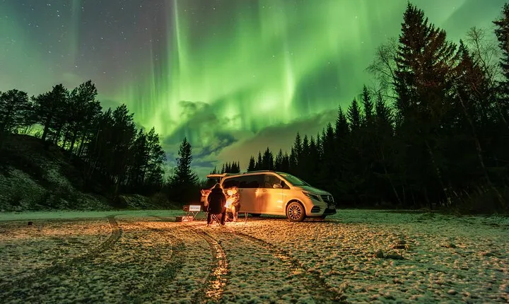 A Quest to find the Northern Lights, Tromsø (small group size)