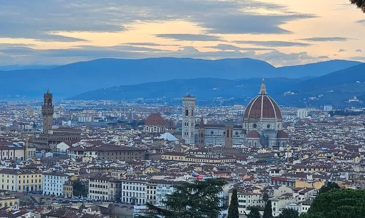 Florence Golden Hour Walking tour with Piazzale Michelangelo