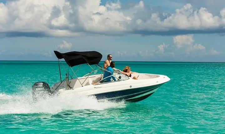 Private Speedboat For Dolphin Swim & Water Activities - Hurghada
