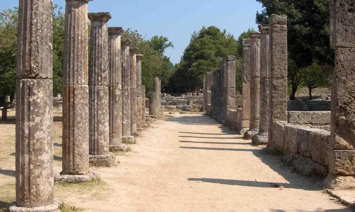 Ancient Olympia-Apollo Epikouros Full Day Tour 
