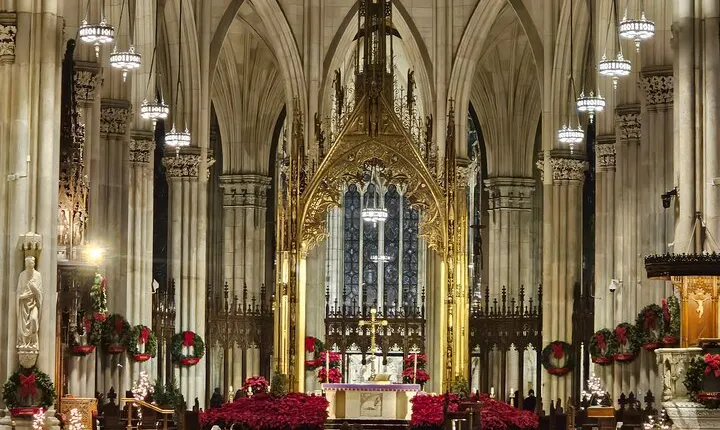 St Patrick's Cathedral Official Holiday Tour 
