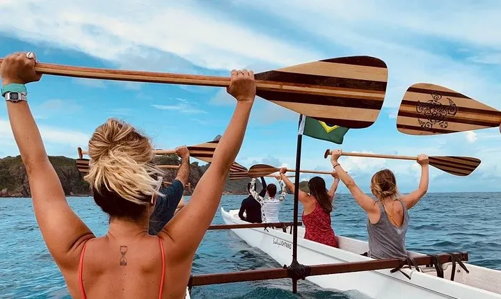 Hawaiian Canoe Tour in Fernando de Noronha