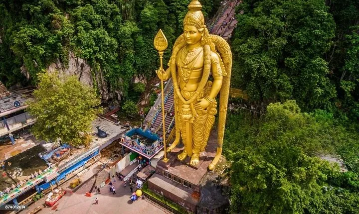 KL in a Day: 10-Hour Adventure Through the Heart of the City