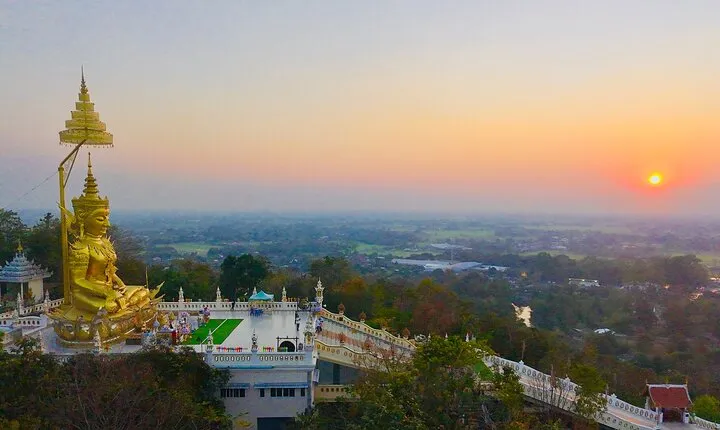 Chiang Mai Doi Saket Temple Sunset Tour with Transport