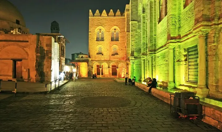 Private Cairo Night Tour with Qualified Egyptologist Guide