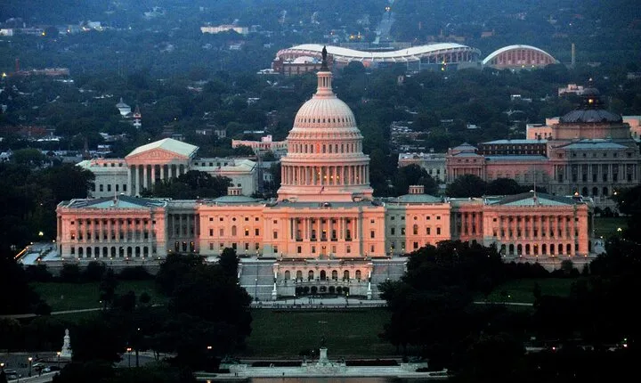 US Capitol & Library of Congress with Guided Walk of Capitol Hill