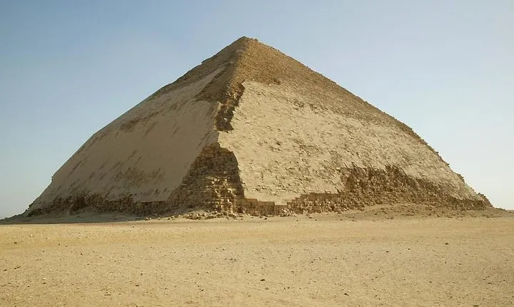 Giza Pyramids, shinx, Sakkara, Dahshur Pyramids & Memphis tour