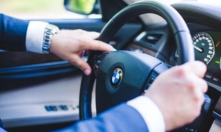 Airport to Bordeaux Premium Class Private Transfer
