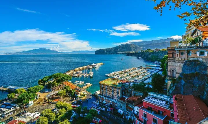 Private Transfer from Rome to Sorrento with 2 hours for sightseeing