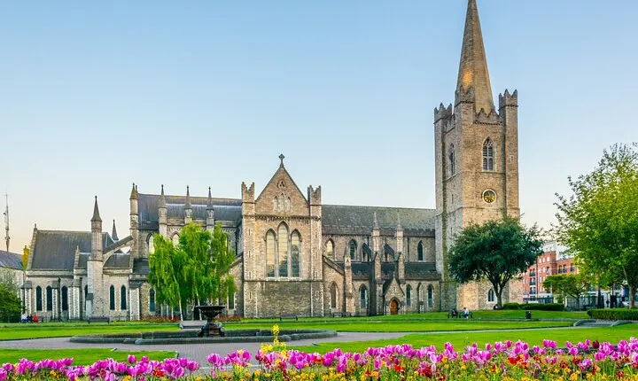 Dublin Discovery: Full-Day Private Tour
