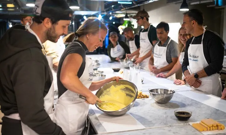 Coffee Lovers Dream - Cappuccino and Tiramisù Class in Florence