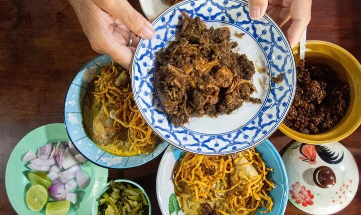 Eat Like a Local Food Tour in Hua Hin