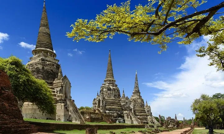 Ayutthaya Temples and Ayothaya Floating Market From Bangkok
