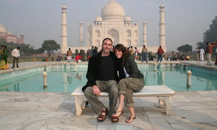 Private Local Agra Sightseeing Tour with Lunch & Entry Fee