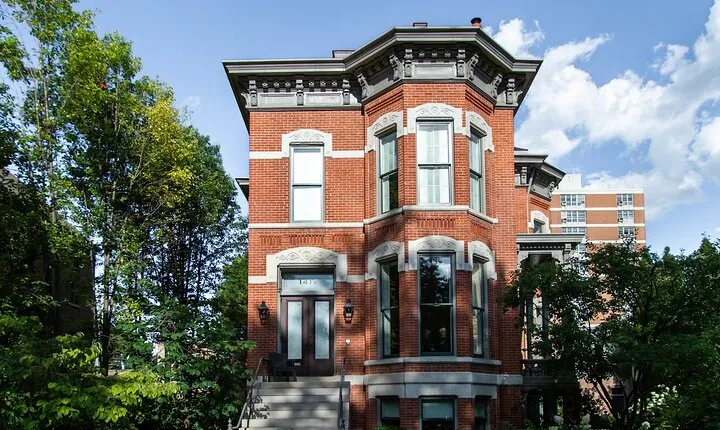 Chicago Walking Tour of West Town
