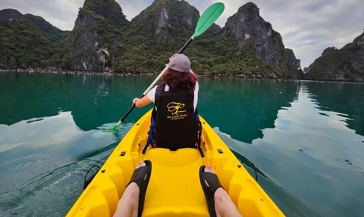 Halong Bay Full Day with All-Inclusive