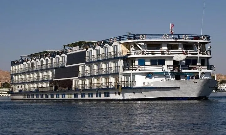 8 days with nile cruise from Aswan to luxor, Balloon trip, Hurghada and Cairo