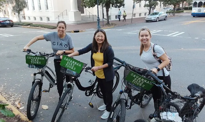 Glide Through Savannah E-Bike Tour