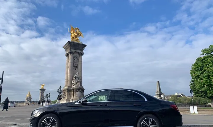 Paris Airport to city Private Transfer with car or van