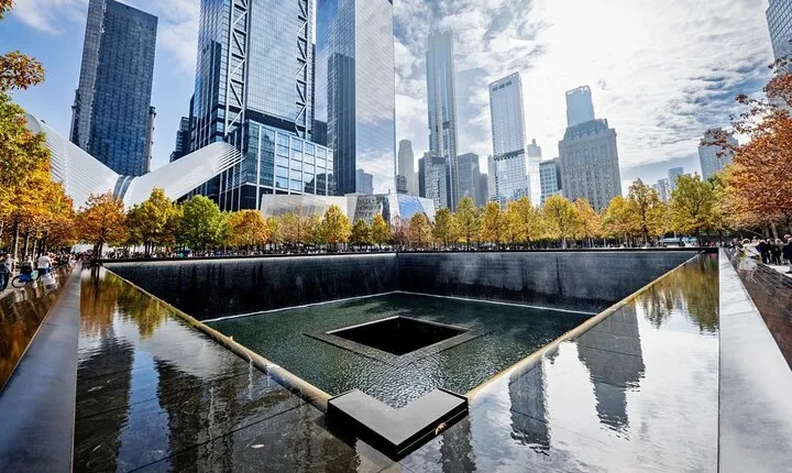 New York City 9/11 Memorial Wall Street and Seaport Guided Tour