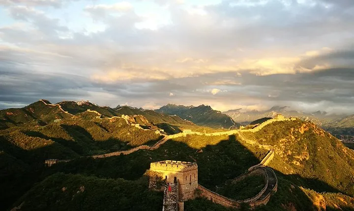 Private Trekking Tour from Gubeikou to Jinshanling Greatwall